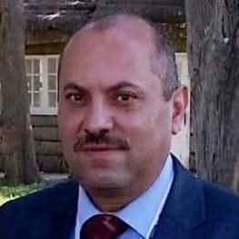 استاذ دكتور محمد مصطفى عبد التواب استاذ طب السمع والاتزان بطب المنصورة