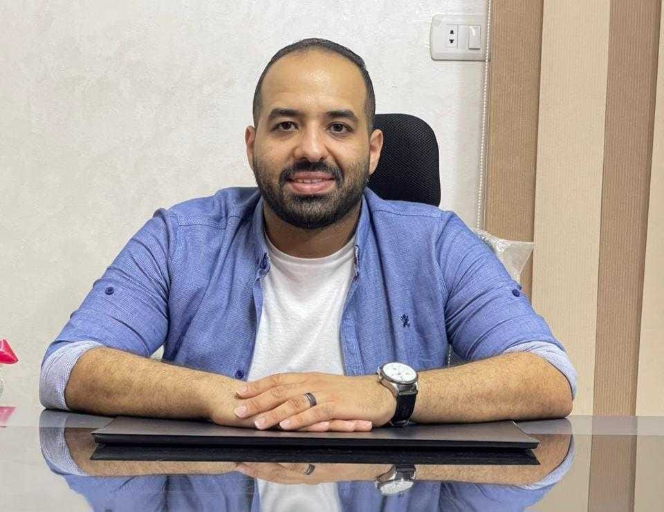 دكتور أمير سمير الشربيني طبيب نفسي وعلاج إدمان