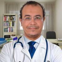 دكتور محمد فوزي عبد العال استاذ المخ والأعصاب بكلية الطب